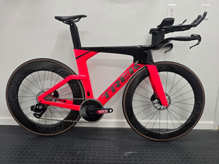 Used Trek Speed Concept SLR 7 AXS 2026 2026 Road & Gravel, Red — image 1 of 19
