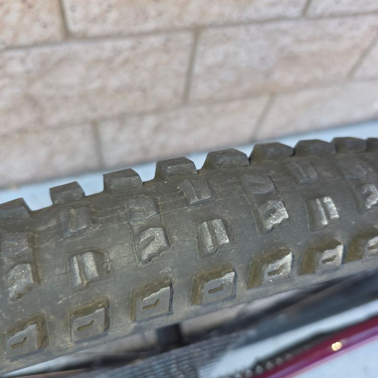 Used Specialized Status 140 2022 2022 Mountainbike, Red, 29, 27.5 — image 13 of 25