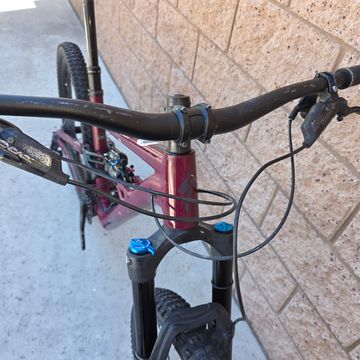 Used Specialized Status 140 2022 2022 Mountainbike, Red, 29, 27.5 — image 5 of 25