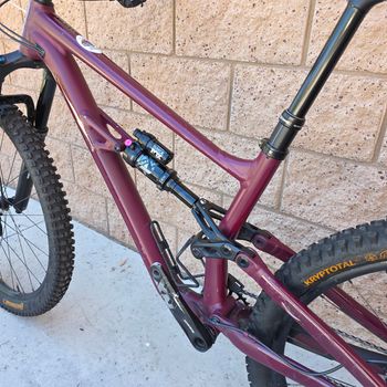 Used Specialized Status 140 2022 2022 Mountainbike, Red, 29, 27.5 — image 22 of 22