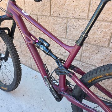 Used Specialized Status 140 2022 2022 Mountainbike, Red, 29, 27.5 — image 22 of 22