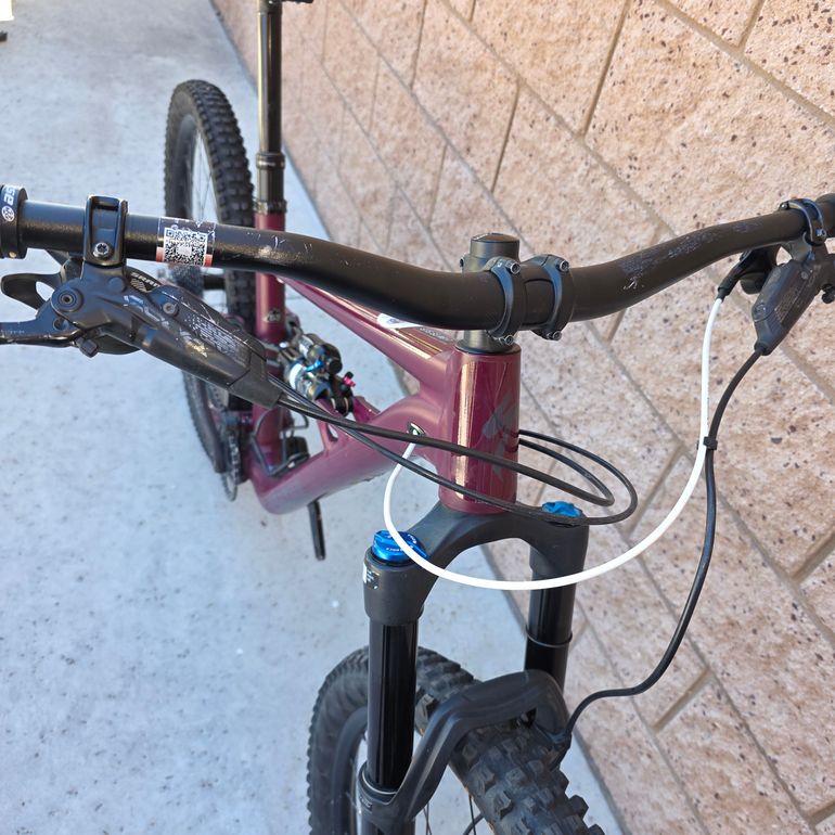 Used Specialized Status 140 2022 2022 Mountainbike, Red, 29, 27.5 — image 5 of 22