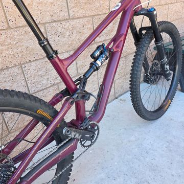 Used Specialized Status 140 2022 2022 Mountainbike, Red, 29, 27.5 — image 11 of 22