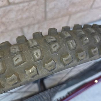 Used Specialized Status 140 2022 2022 Mountainbike, Red, 29, 27.5 — image 12 of 22