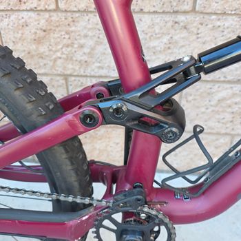 Used Specialized Status 140 2022 2022 Mountainbike, Red, 29, 27.5 — image 6 of 27