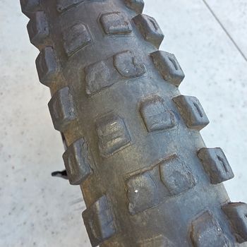 Used Specialized Status 140 2022 2022 Mountainbike, Red, 29, 27.5 — image 15 of 27