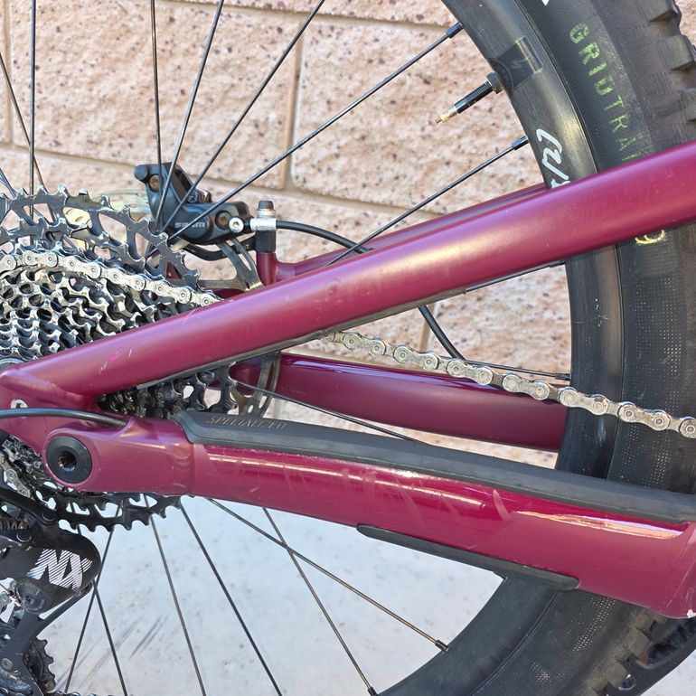 Used Specialized Status 140 2022 2022 Mountainbike, Red, 29, 27.5 — image 9 of 27