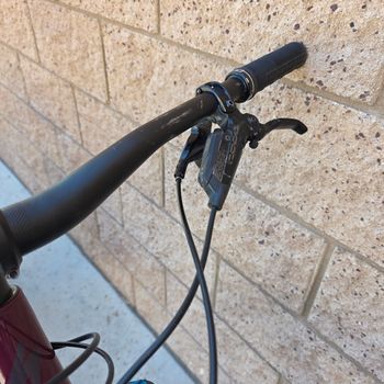 Used Specialized Status 140 2022 2022 Mountainbike, Red, 29, 27.5 — image 15 of 24