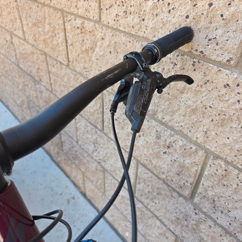Used Specialized Status 140 2022 2022 Mountainbike, Red, 29, 27.5 — image 15 of 24
