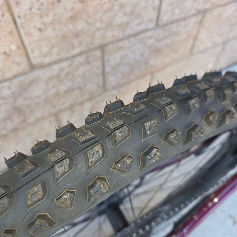 Used Specialized Status 140 2022 2022 Mountainbike, Red, 29, 27.5 — image 12 of 24