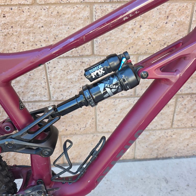 Used Specialized Status 140 2022 2022 Mountainbike, Red, 29, 27.5 — image 6 of 24