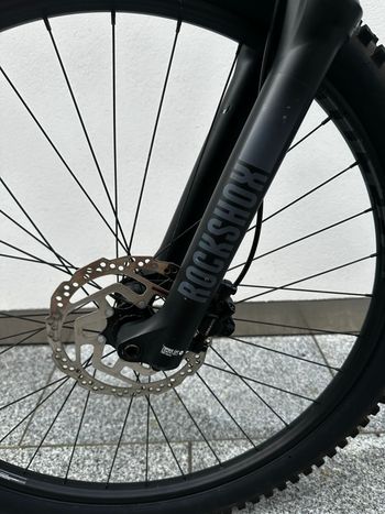 Použité Cannondale Habit 5 2023 2023 Mountainbike — obrázek 4 z 10