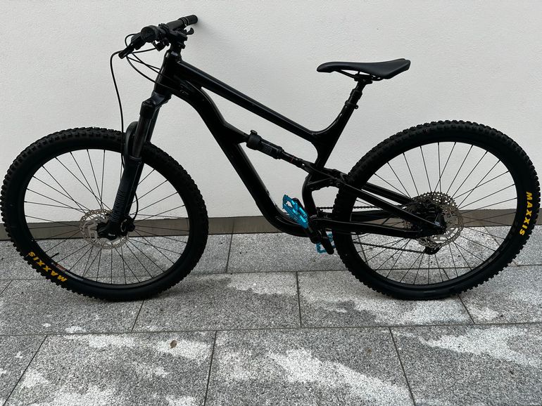Použité Cannondale Habit 5 2023 2023 Mountainbike — obrázek 2 z 10