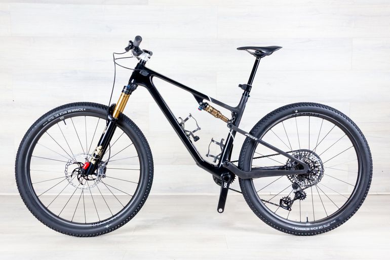 Used Yeti ASR T5 Ultimate 2025 Mountainbike, Black — image 2 of 19