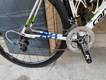 Used Cannondale Shimano Ultegra 2010 Road & Gravel, White — image 2 of 6
