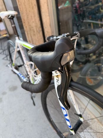 Used Cannondale Shimano Ultegra 2010 Road & Gravel, White — image 6 of 6