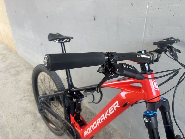 Mondraker CHASER R 2025 2025 Mountainbike de segunda mano, Rojo — imagen 6 de 14