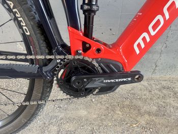 Mondraker CHASER R 2025 2025 Mountainbike de segunda mano, Rojo — imagen 3 de 14