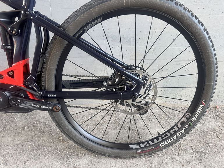 Mondraker CHASER R 2025 2025 Mountainbike de segunda mano, Rojo — imagen 9 de 14