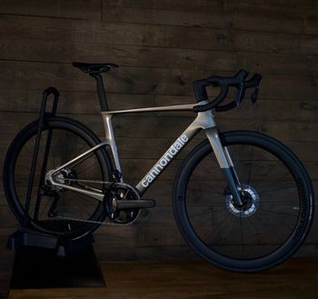 Použité Cannondale SuperSix EVO 2 2025 2025 Road & Gravel