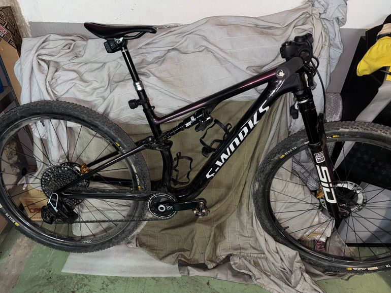 Specialized S-Works Epic 8 Frameset - Rockshox SIDLuxe Ultimate 2024 Frameset 2024 Mountainbike d'occasion — image 1 sur 6