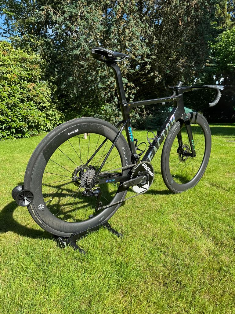 Used Factor Ostre V A M Custom Shimano Dura Ace Di2 2022 Road & Gravel, Black — image 2 of 26