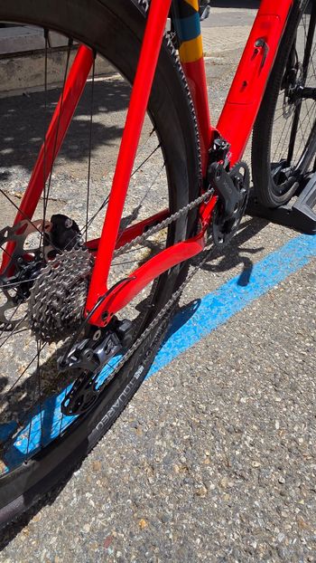 Used Trek Checkpoint Shimano GRX 2023 Road & Gravel, Red — image 3 of 10