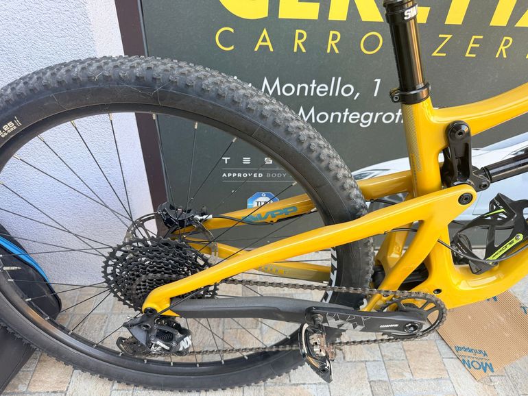 Used Santa Cruz Hightower R / Carbon C / 29 2019 2019 Mountainbike, Orange, 29 — image 3 of 5