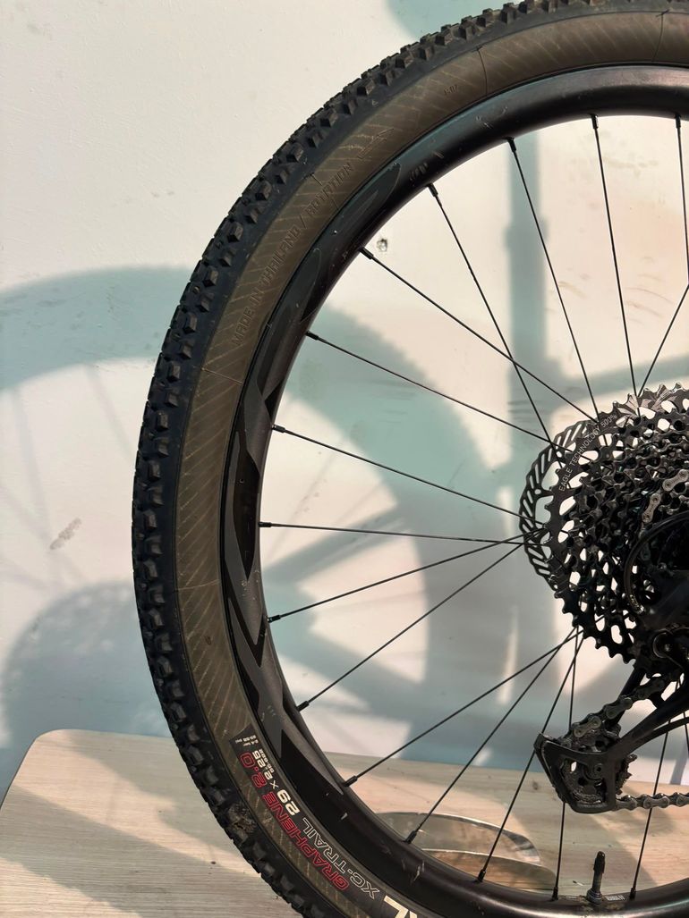 Used Giant XTC Advanced 29 1 2021 2021 Mountainbike, Black — image 12 of 12