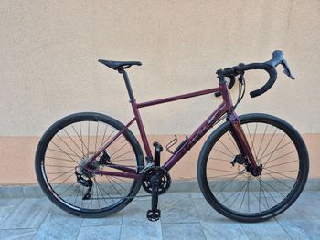 Used TRIBAN RC520 Disc Road Bike - 105 2021 2021 Road & Gravel, Red — image 12 of 12