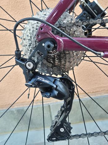 Used TRIBAN RC520 Disc Road Bike - 105 2021 2021 Road & Gravel, Red — image 7 of 12