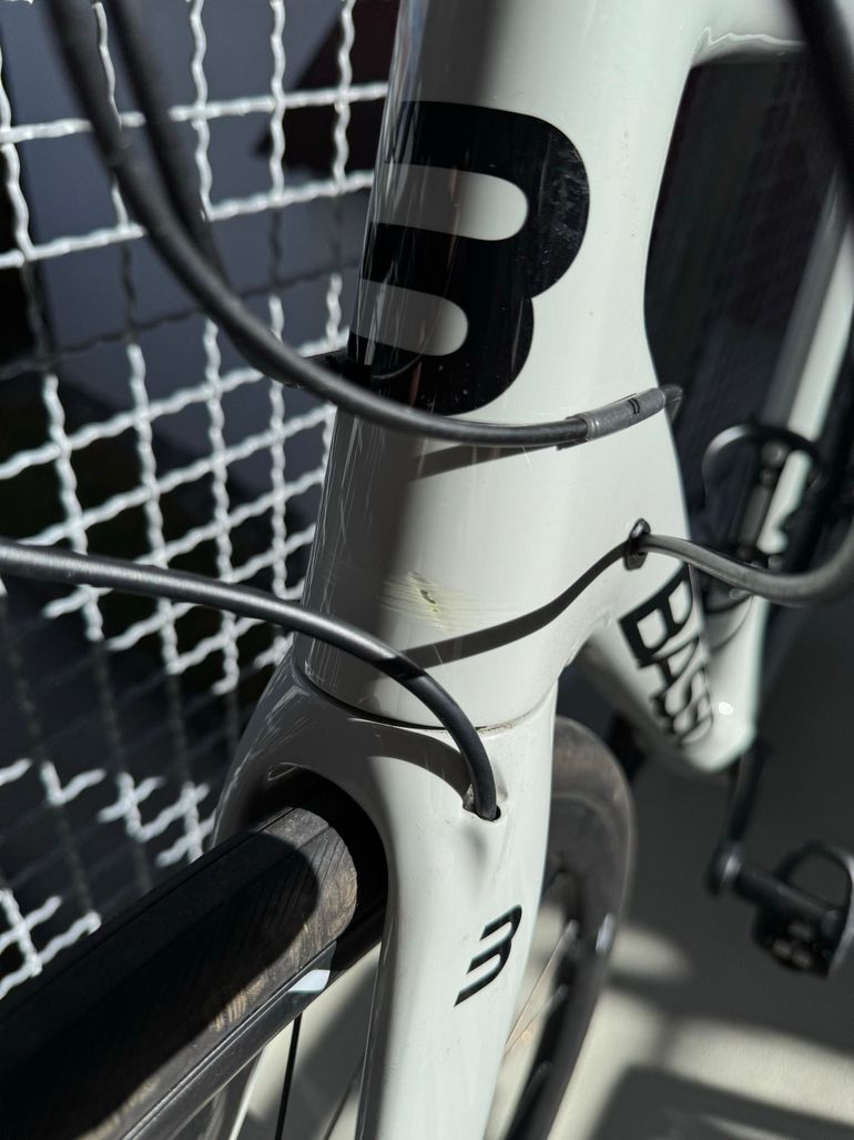 Used Basso Venta Disc Shimano Ultegra 8020 Disc 2023 2023 Road & Gravel, Light Gray — image 5 of 8