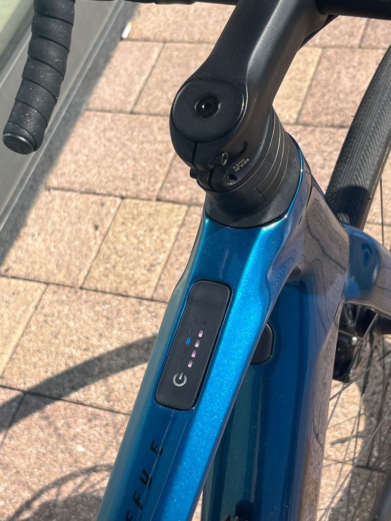 Used Giant Defy Advanced E+ Elite 2 2025 2025 Road & Gravel, Blue — image 5 of 11