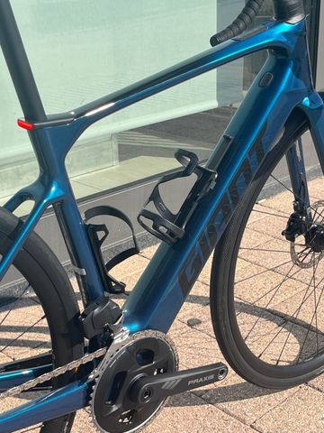 Used Giant Defy Advanced E+ Elite 2 2025 2025 Road & Gravel, Blue — image 6 of 11