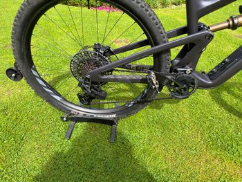 Used Ibis Ripmo V3 2024 Mountainbike, Purple — image 5 of 9
