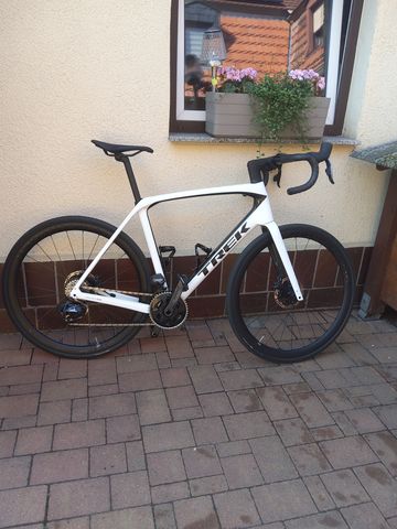 Brugt Trek Domane SLR 7 eTap Gen 4 2023 2023 Road & Gravel