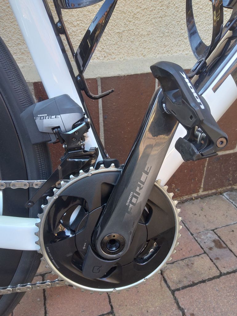 Used Trek Domane SLR 7 eTap Gen 4 2023 2023 Road & Gravel, White — image 3 of 5
