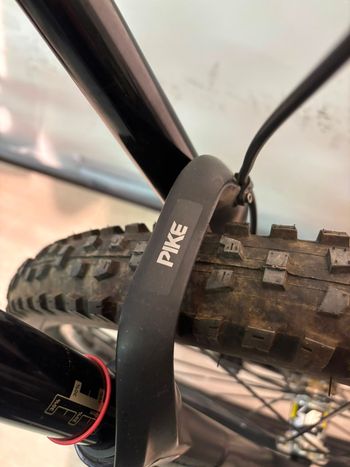 Used Cannondale Jekyll Carbon 2 2017 2017 Mountainbike, Black — image 13 of 18
