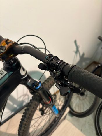 Used Cannondale Jekyll Carbon 2 2017 2017 Mountainbike, Black — image 10 of 18