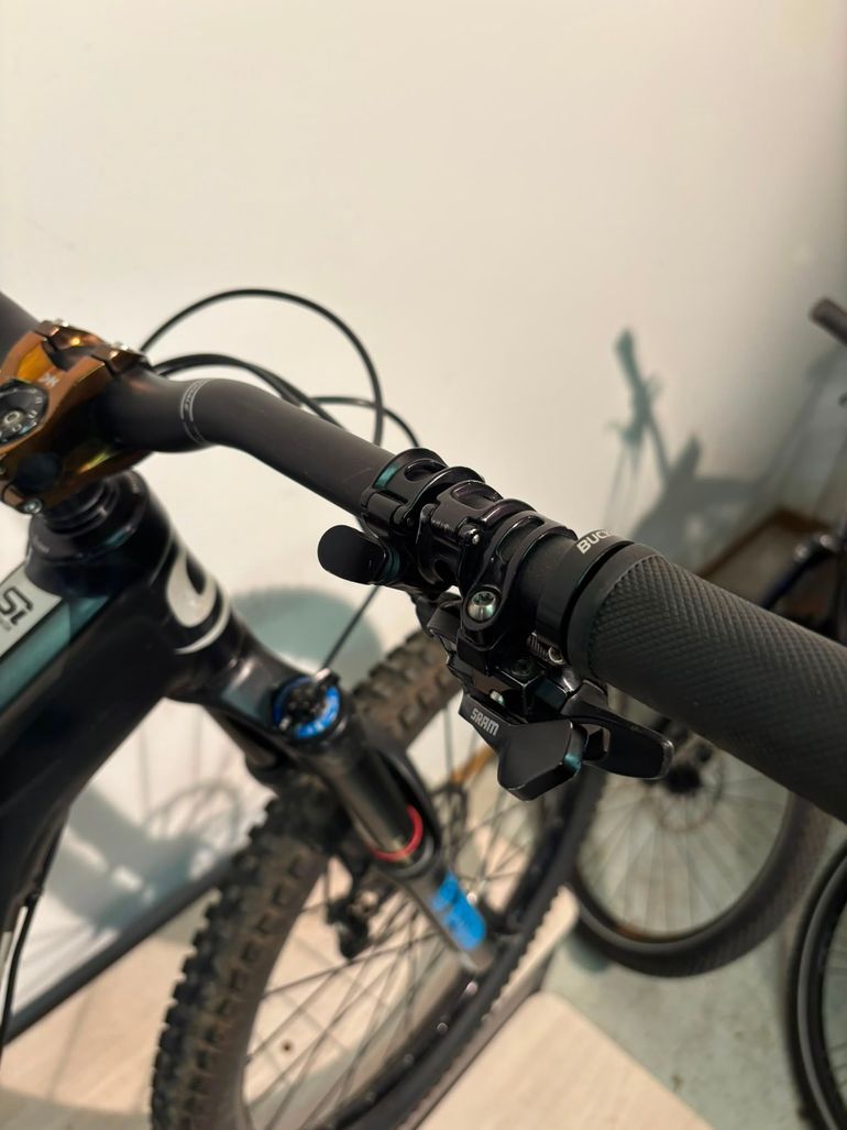 Used Cannondale Jekyll Carbon 2 2017 2017 Mountainbike, Black — image 10 of 18