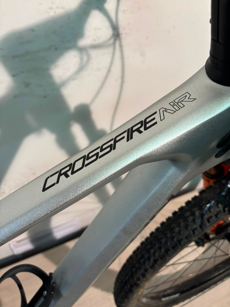 Used Lee Cougan Crossfire 428 2020 Mountainbike, Light Gray — image 9 of 13