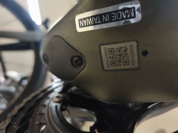 Used Pinarello F5 105 Di2 2026 2026 Road & Gravel, Green — image 8 of 11