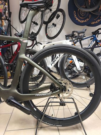 Used Pinarello F5 105 Di2 2026 2026 Road & Gravel, Green — image 7 of 11