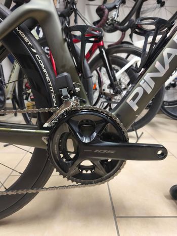 Used Pinarello F5 105 Di2 2026 2026 Road & Gravel, Green — image 5 of 11