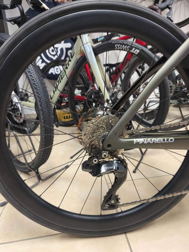 Used Pinarello F5 105 Di2 2026 2026 Road & Gravel, Green — image 11 of 11