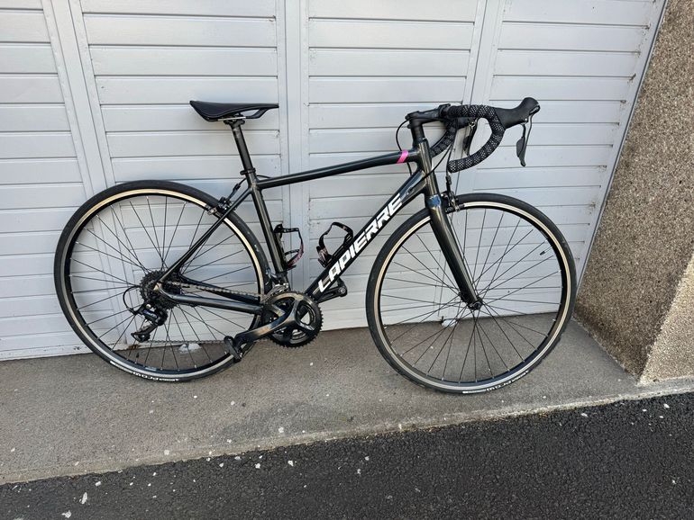 Used Lapierre Sensium Shimano Sora 2022 Road & Gravel, Light Gray — image 1 of 5