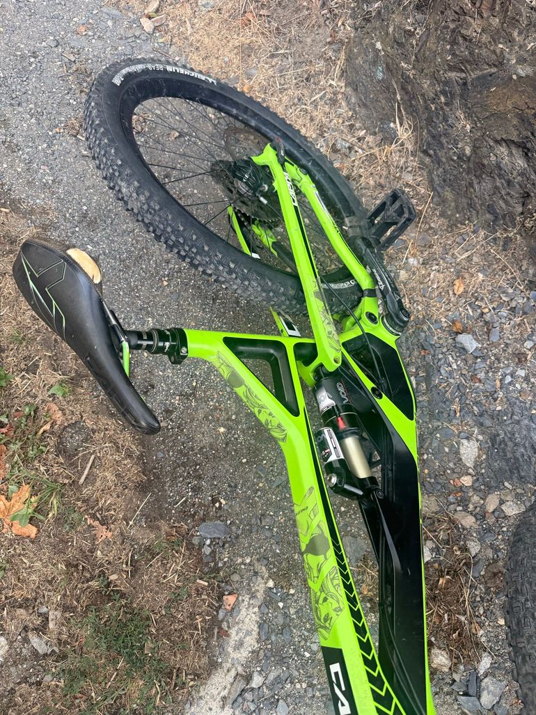 Tweedehands YT Industries Capra 27 CF Pro 2018 2018 Mountainbike — afbeelding 7 van 7