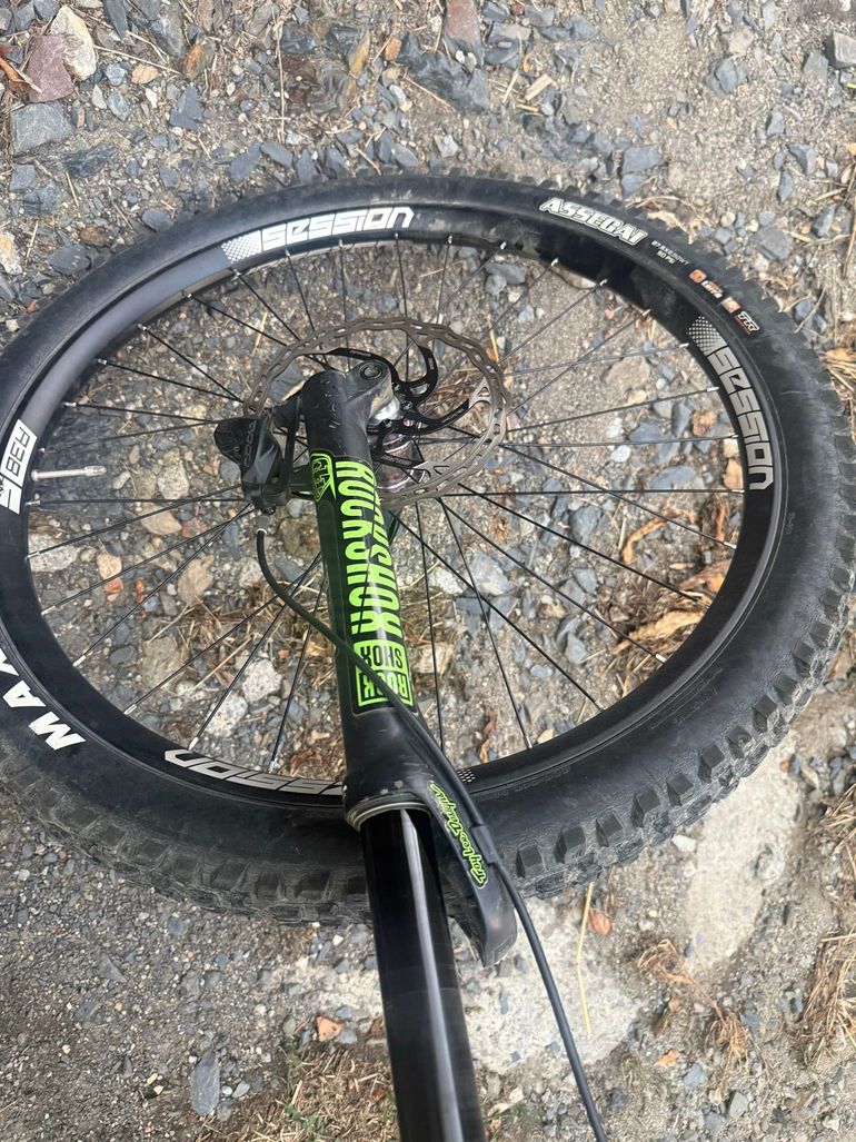 Tweedehands YT Industries Capra 27 CF Pro 2018 2018 Mountainbike — afbeelding 6 van 7