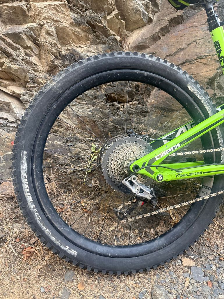 Tweedehands YT Industries Capra 27 CF Pro 2018 2018 Mountainbike — afbeelding 3 van 7