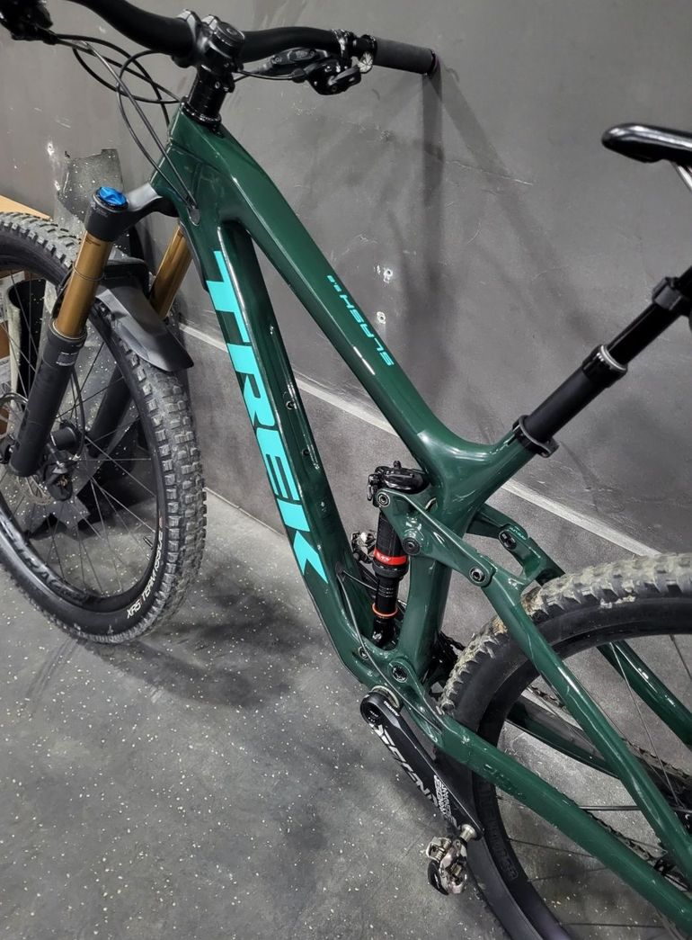 Used Trek Slash+ SRAM GX Eagle AXS 2019 Mountainbike, Green — image 1 of 6